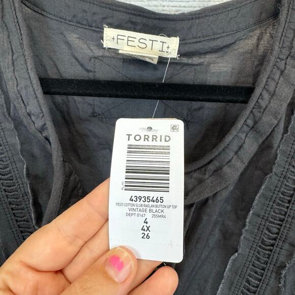 Torrid Festi Plus Size Gray Slub Cotton Raglan Button Up Oversized Top Size 4X - Picture 4 of 7